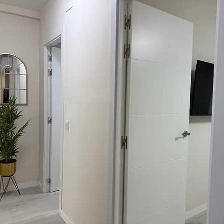 Loyola Premium Centro Appartement *